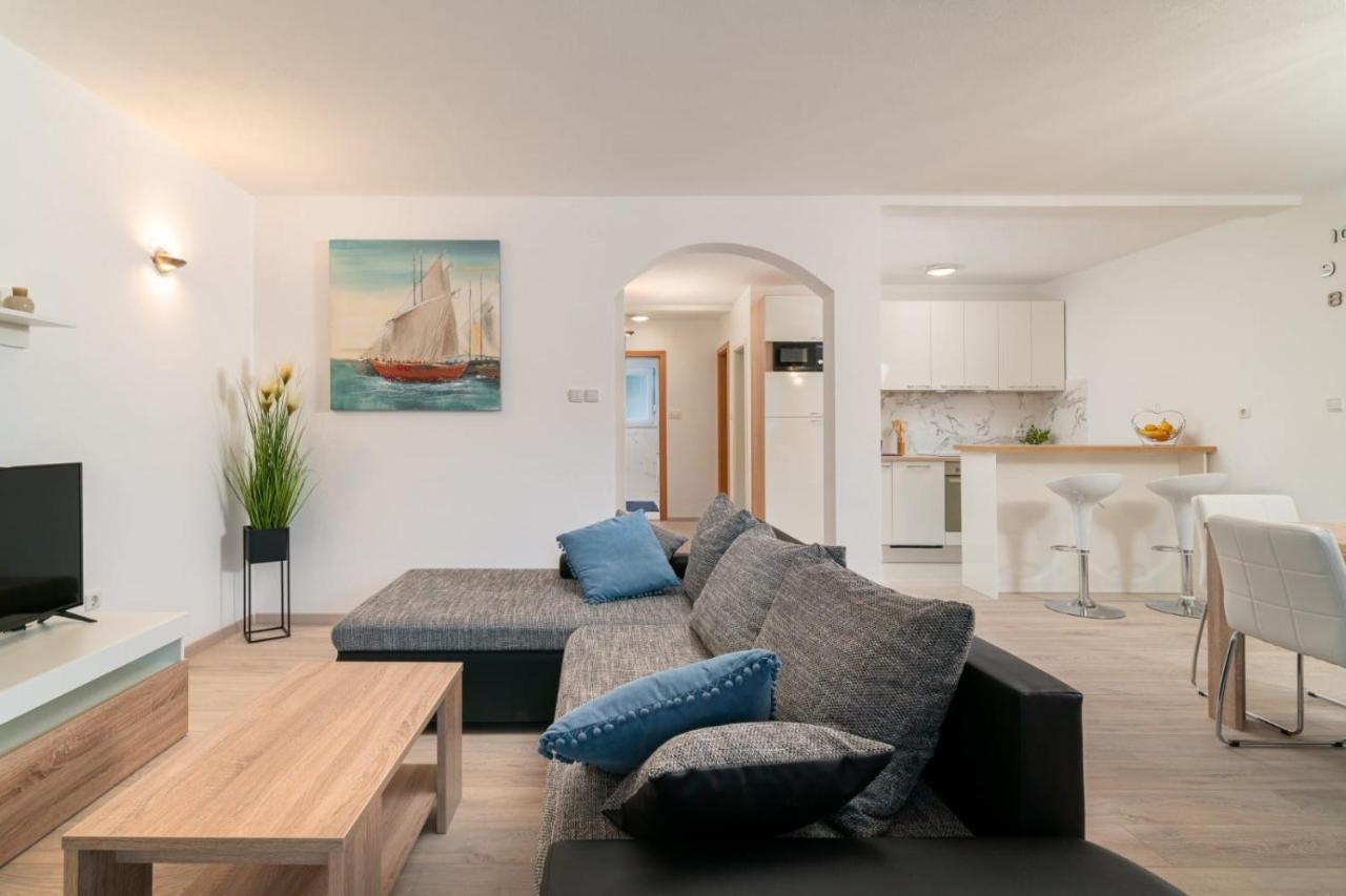 Villa A Marina Kültér fotó